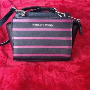 Small crossbody purse